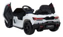 Pojazd Lamborghini Revuelto Białe