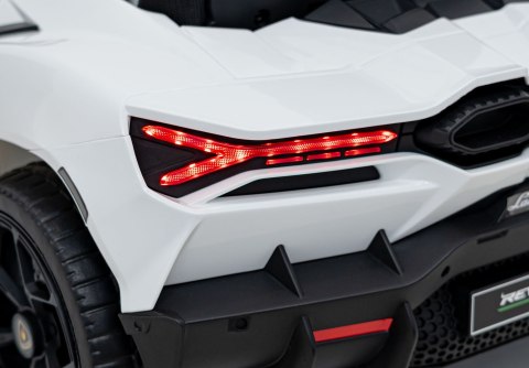Pojazd Lamborghini Revuelto Białe