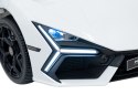 Pojazd Lamborghini Revuelto Białe
