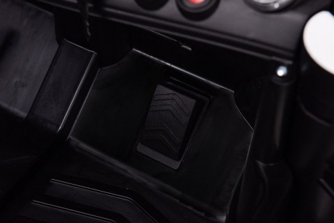 Pojazd Super-Police, radiowóz